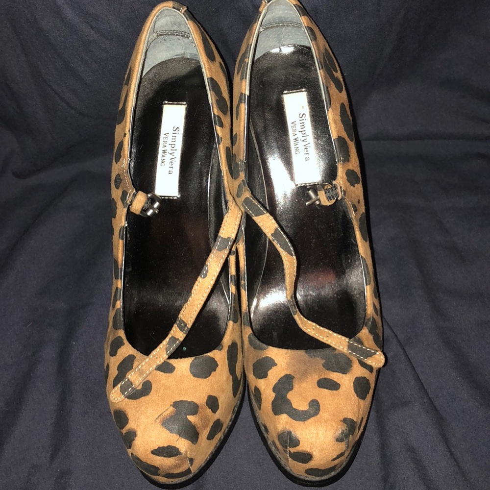 Simply Vera Vera Wang Leopard print heals